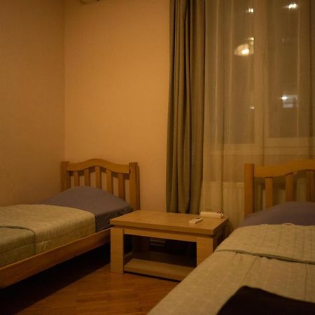 Guesthouse Hillside Tbilisi Exterior foto