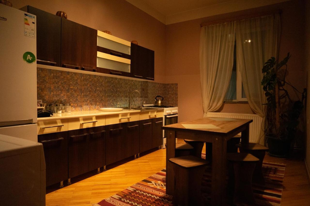 Guesthouse Hillside Tbilisi Exterior foto