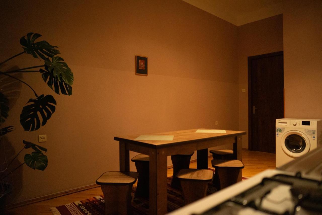 Guesthouse Hillside Tbilisi Exterior foto