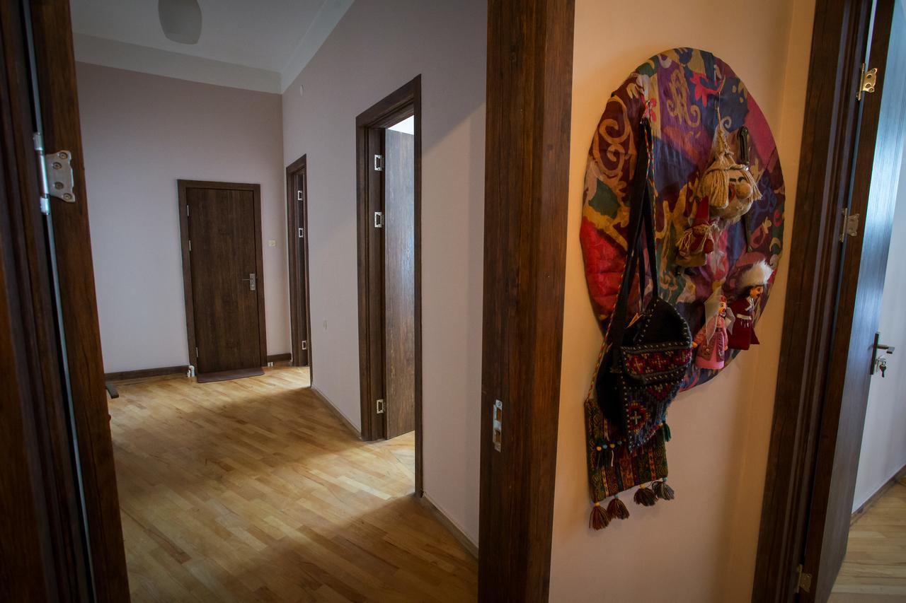 Guesthouse Hillside Tbilisi Exterior foto